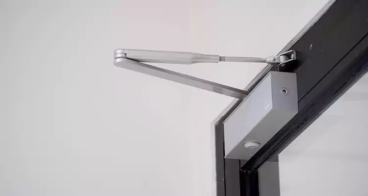 Screen Door Closer Installation in St. Petersburg, FL