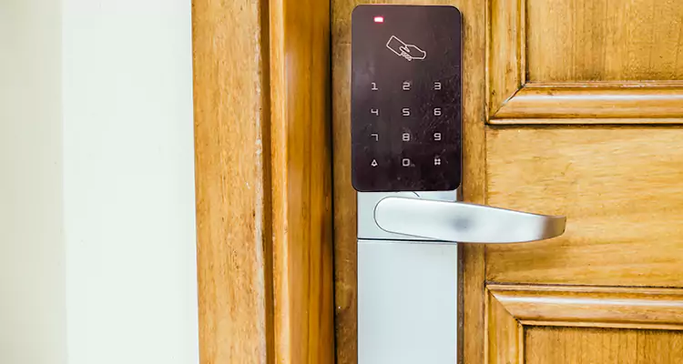 Keyless Hotel Door Locks Repair in St. Petersburg, FL